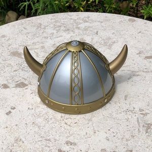 *BOGO Free* Adult Unisex Viking Hat NWOT